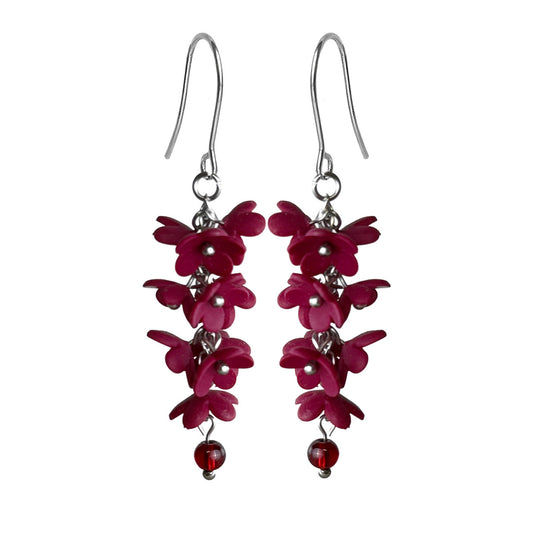 varjoköynnös korvakorut burgundy syvän punainen kukkakorut – handmade burgundy flower earrings Finland byMinta