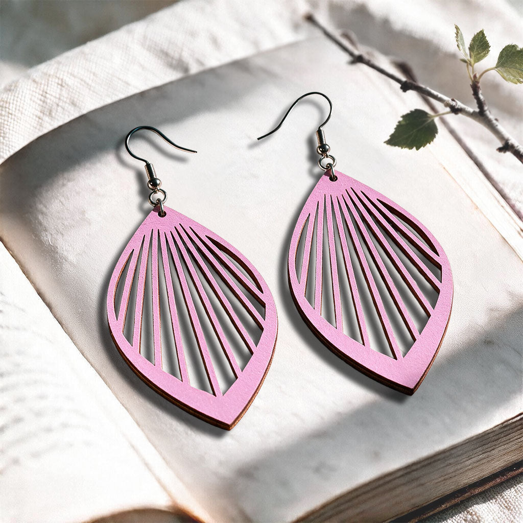 Mauve Ray plywood earrings made in Finland